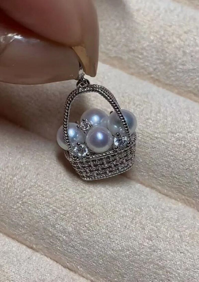 elegancka zawieszka z białej p – 530 Chain recenzja i cena